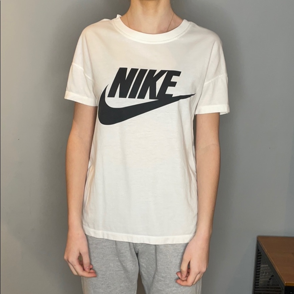 Nike shirt